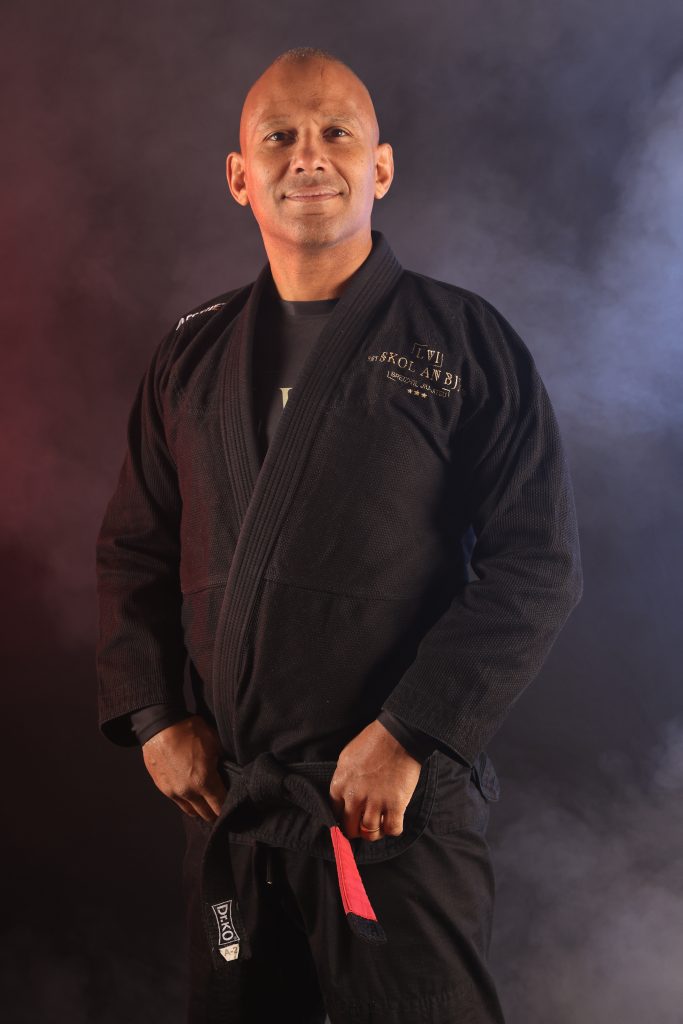 Portrait de Fred Daninthe, ceinture noire de jiu-jitsu brésilien, membre du comité de direction de la Skol Emgann.